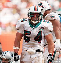 Zach Thomas ends his tenure with Miami Dolphins