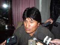Bolivia president lifts military guard at energy plants