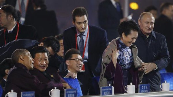 Putin, China's First Lady and that blanket: Cross-cultural difference?. 53929.jpeg