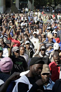 150,000 Workers in South Africa Demand Higher Wages