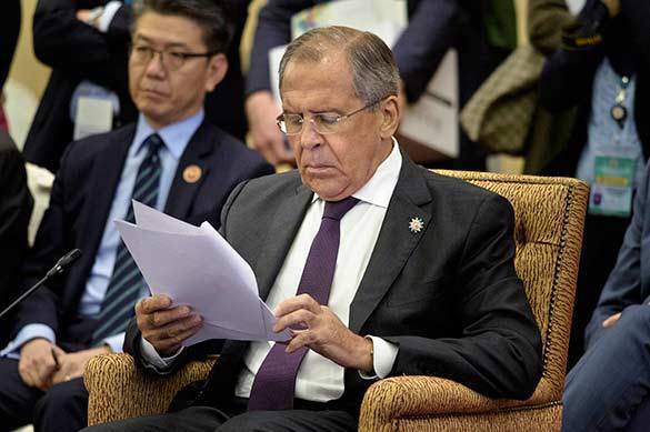 US State Department upset about Russian FM Lavrov tripping Obama. Sergei Lavrov