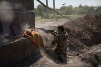 Donetsk militia take 221 tanks and 228 APCs of Ukrainian troops. 52998.jpeg