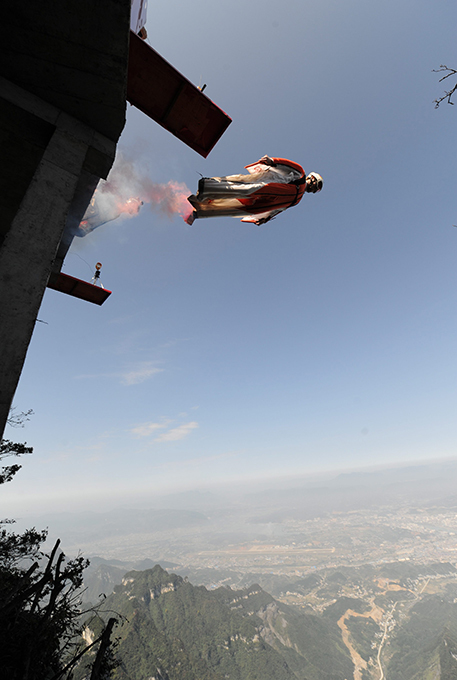 Contest of flying people held in China
