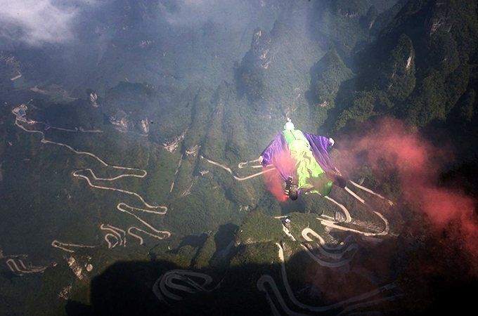 Contest of flying people held in China