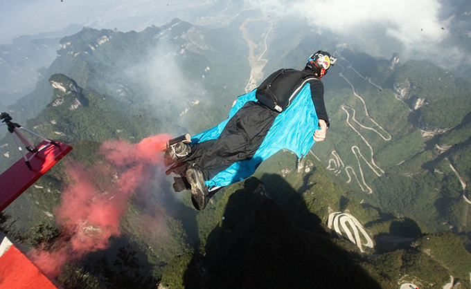 Contest of flying people held in China