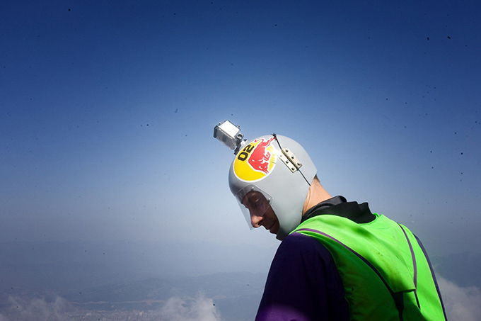 Contest of flying people held in China