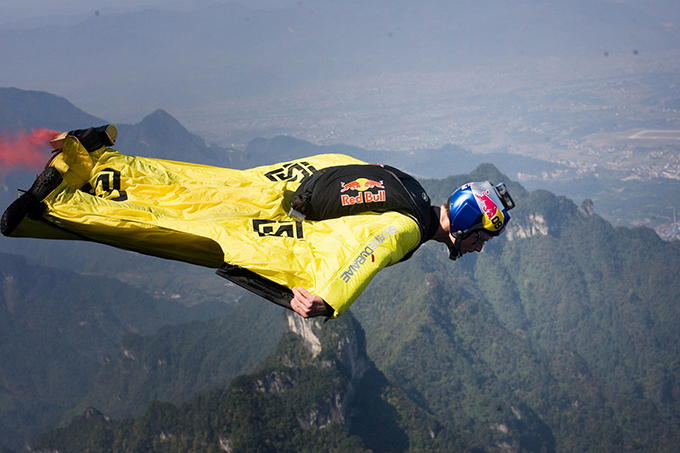 Contest of flying people held in China