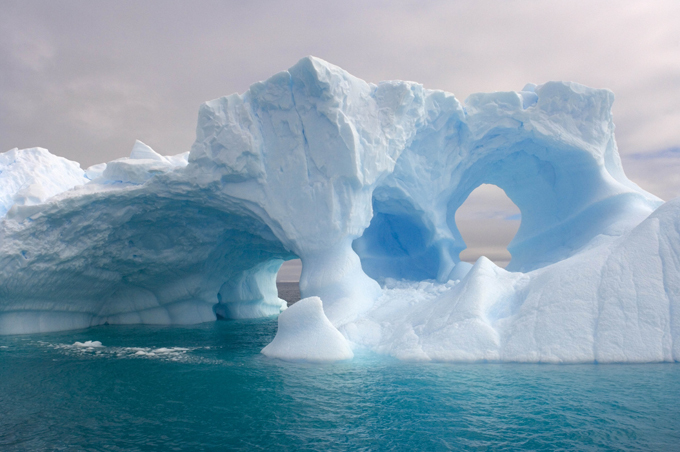 Amazing icerbergs created by mother nature
