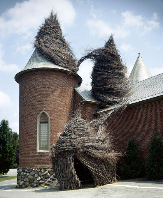 Willow-weaving art by Patrick Dougherty