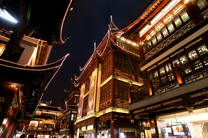 Shanghai at night: Simply beautiful