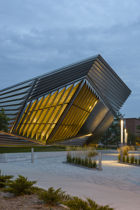 Zaha Hadid: Evoking chaos of modern life
