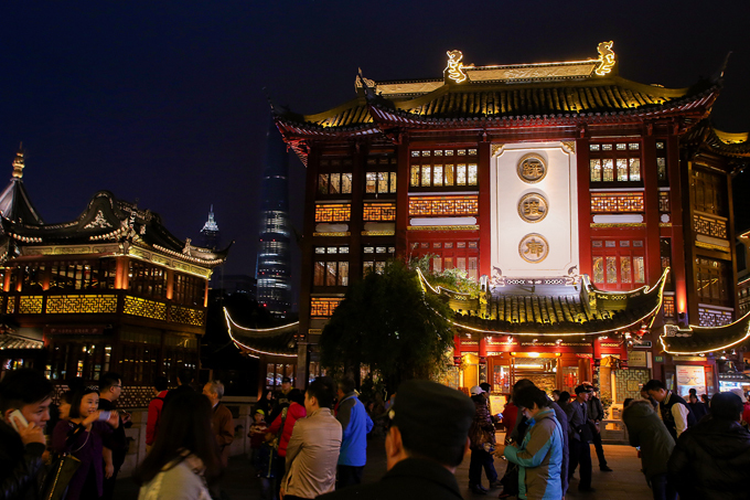 Shanghai at night: Simply beautiful