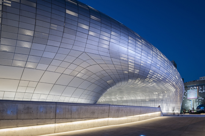 Zaha Hadid: Evoking chaos of modern life