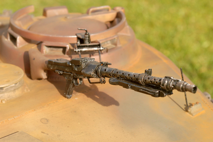 Remote-controlled King Tiger