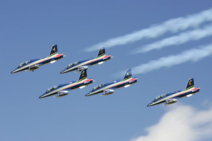 Frecce Tricolori, Italy's aerobatic team
