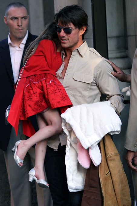 Suri Cruise made victim of fashion at 5