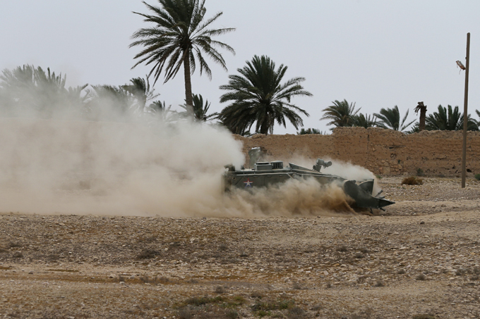 Russian specialists demine Palmyra