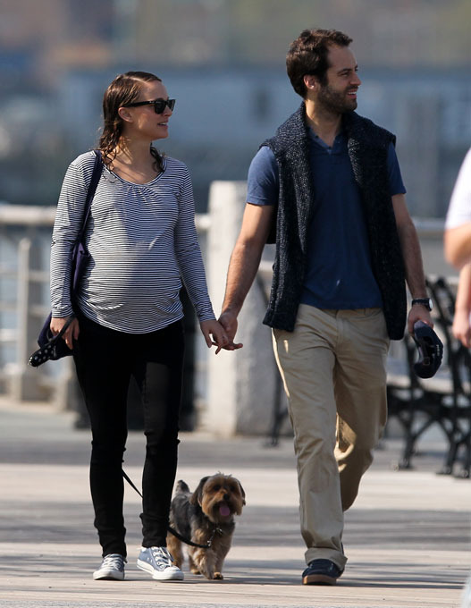 Natalie Portman gives birth to baby boy