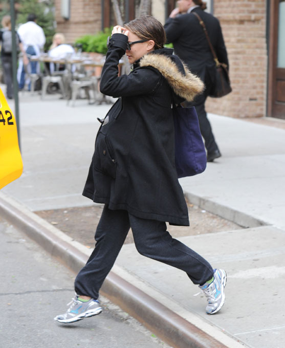 Natalie Portman gives birth to baby boy