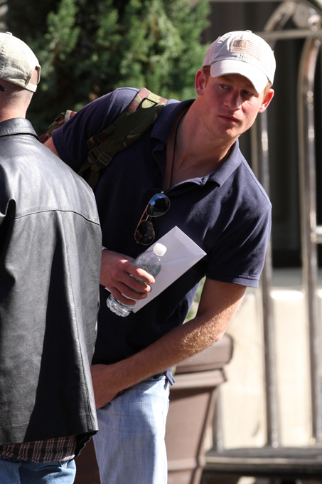 Prince Harry finds himself Middleton's lookalike