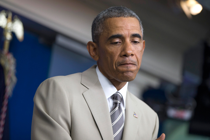 Oh, what an actor! Oh, what a suit!