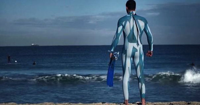 Australians design anti-shark wetsuit