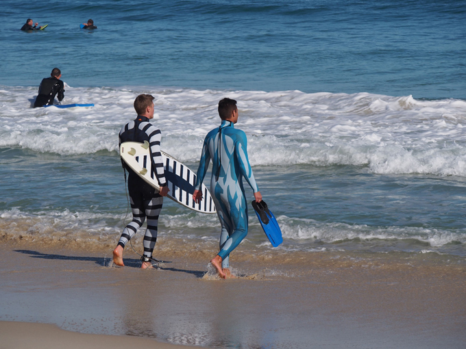 Australians design anti-shark wetsuit