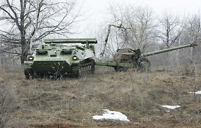 USSR's anti-tank gun Rapira