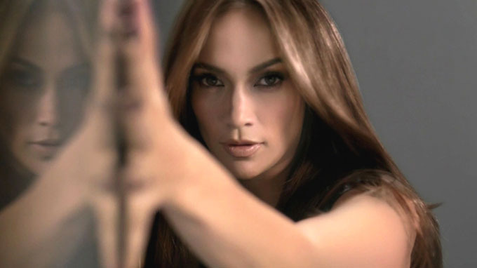 Jennifer Lopez: The Queen of Glamour