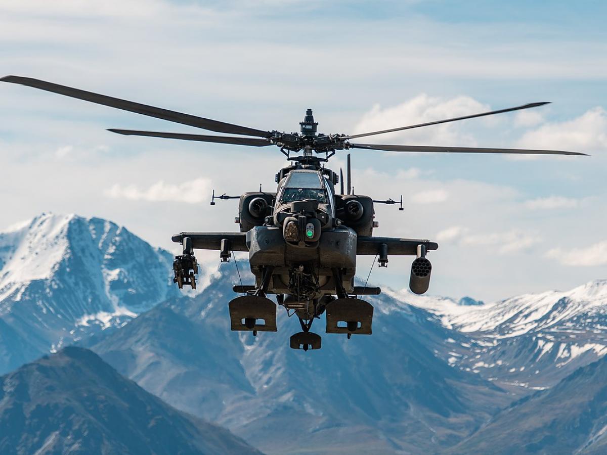 Poland Signs $4.77 Billion Deal for 96 Apache Helicopters