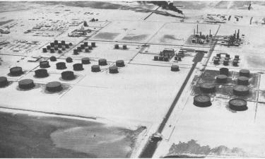 Iran Strikes Saudi Aramco’s Ras Tanura Refinery, Shaking Global Oil Markets