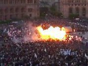 Hundreds of balloons explode in Armenian capital during concert