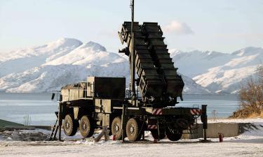 Zelensky Seeks Answers as U.S. Quietly Halts Key Arms Transfers