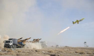 Video Shows Alleged Iranian Drone Strike Near US Fifth Fleet HQ in Bahrain