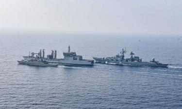 US Submarine Sinks Iranian Warship in Indian Ocean in First Torpedo Strike Since WWII