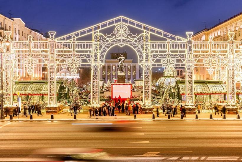 Steve Witkoff Calls Moscow Magnificent City, Fancies Caviar and Cheburek