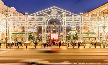 Steve Witkoff Calls Moscow Magnificent City, Fancies Caviar and Cheburek