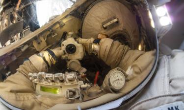 Russian Cosmonaut Oleg Artemyev Removed from SpaceX Mission