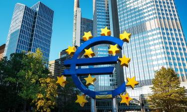 EU Split Widens as Merz Pushes for Ukraine Loan and Medvedev Threatens Casus Belli