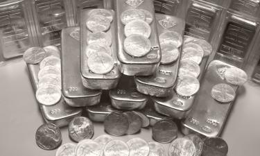 March Silver Futures Hit Record High Amid Global Market Surge