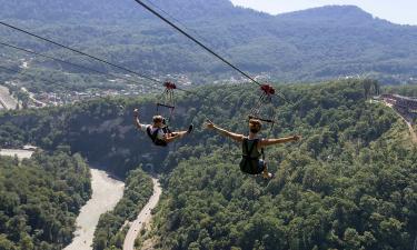 Tourist Falls from Zipline in Uzbekistan Mountains After Equipment Failure