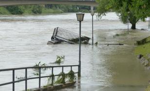 White Sea Canal dam breach washes village away