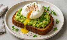 Testosterone Deficiency in Men: Foods That Can Support Hormonal Balance