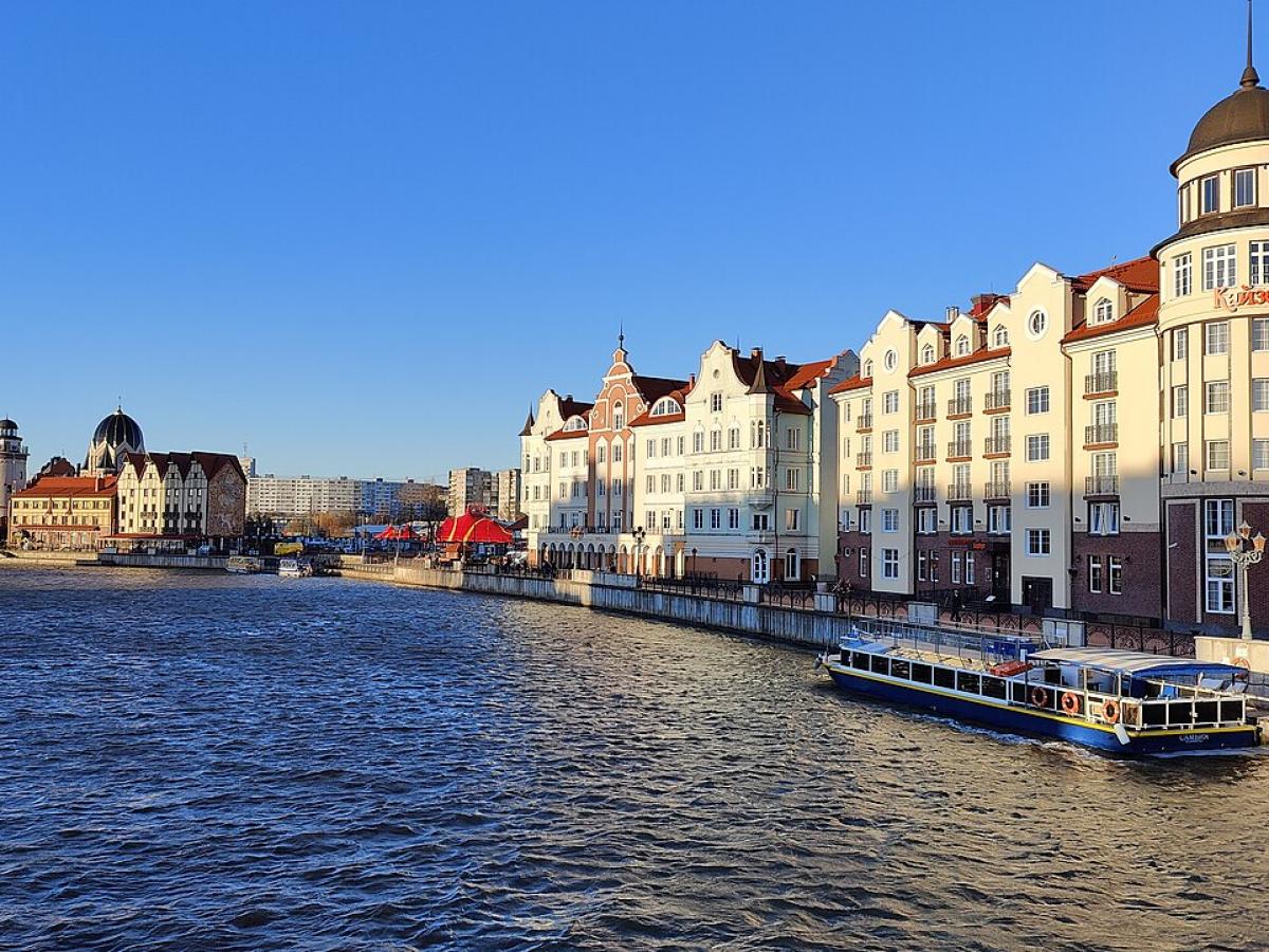 Putin: Russia Will Act Immediately to Destroy Any Threat to Kaliningrad