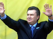 Yanukovych acts as if nothing happens in his country