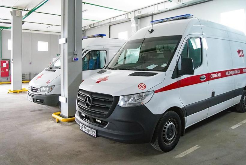 Liquid Nitrogen Cocktail Ruptures Man’s Stomach at Moscow New Year Party