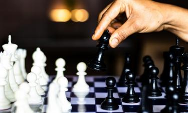 Russian Chess Star Uses Matryoshka Sweater to Bypass Symbol Ban