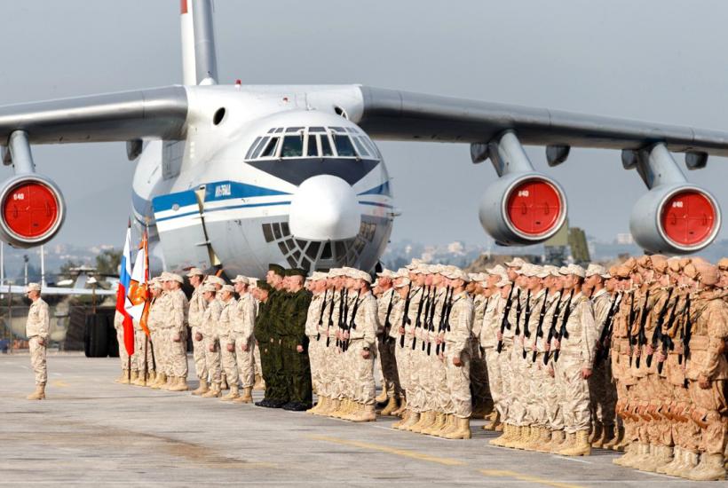 Vladimir Putin in Khmeimim Air Base in Syria (2017-12-11) 01