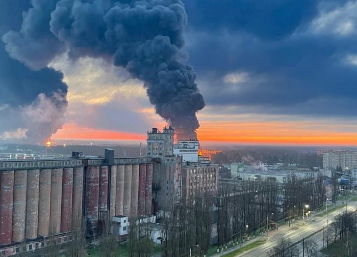 Bryansk oil refinery in Russia was attacked by combat UAVs