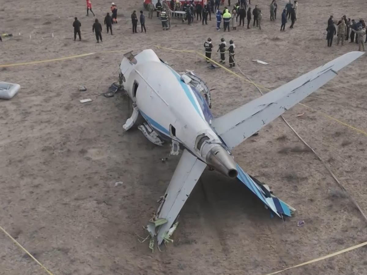 Putin Publicly Admits Russian Missiles Caused AZAL Plane Crash
